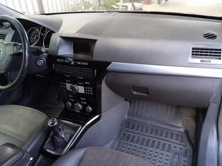 2012 Opel Astra H Рестайлинг, чёрный, 669000 рублей, вид 4