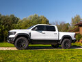 2021 Ram 1500 Crew Cab TRX V, белый - вид 2