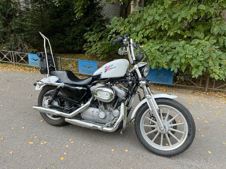 2006 Harley-Davidson Sportster 883, белый, 650000 рублей, вид 1