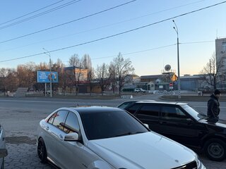 2012 Mercedes-Benz C-Класс 180 BlueEFFICIENCY III (W204) Рестайлинг, белый, 1780000 рублей, вид 3