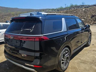 2021 Kia Carnival IV, чёрный, 2800000 рублей, вид 3