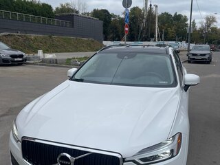2018 Volvo XC60 II, белый, 2800000 рублей, вид 3