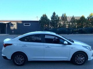 2021 Hyundai Solaris II Рестайлинг, белый, 1860000 рублей, вид 3