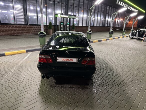 1999 Mercedes-Benz CLK-Класс 200 I (W208), чёрный, 800000 рублей - вид 6