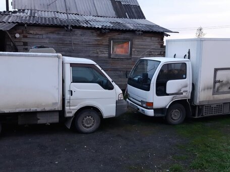 1992 Nissan Atlas, белый, 685000 рублей, вид 2