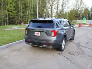 2021 Ford Explorer VI, серый, 4200000 рублей, вид 5