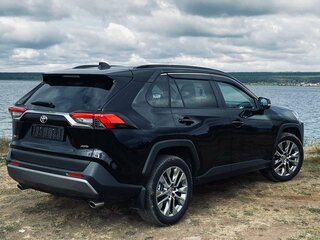 2021 Toyota RAV4 V (XA50), чёрный, 4000000 рублей, вид 1