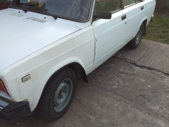 2008 Lada (ВАЗ) 2107, белый, 220000 рублей - вид 4