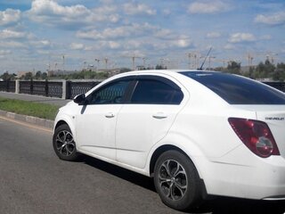 2012 Chevrolet Aveo II, белый, 1050000 рублей, вид 1