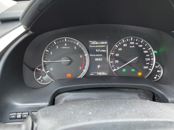 2016 Lexus RX 200t IV, чёрный, 4200000 рублей - вид 8