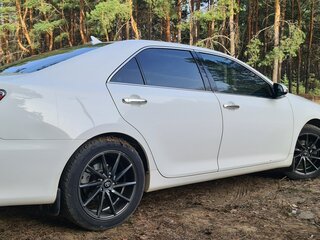2016 Toyota Camry VII (XV50) Рестайлинг, белый, 2400000 рублей, вид 4
