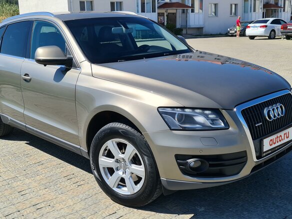 2010 Audi Q5 I (8R), бежевый - вид 3