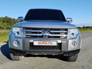 2007 Mitsubishi Pajero IV, серый, 2200000 рублей, вид 4