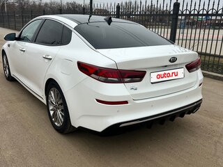2019 Kia K5 II, белый, 2700000 рублей, вид 2