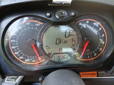 2011 BRP Can-Am Commander 1000, серый, 900000 рублей, вид 5