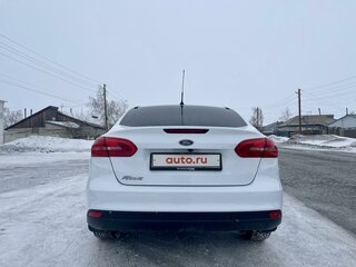 2016 Ford Focus III Рестайлинг, белый, 1300000 рублей, вид 4