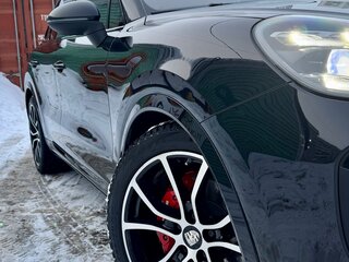 2018 Porsche Cayenne III, чёрный, 6900000 рублей, вид 2