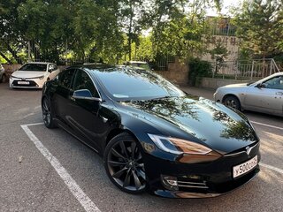 2018 Tesla Model S 75D I Рестайлинг, чёрный, 4300000 рублей, вид 1
