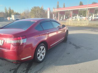 2011 Citroen C5 II, красный, 500000 рублей, вид 3