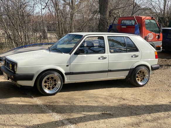 1984 Volkswagen Golf II, белый, 450000 рублей - вид 6