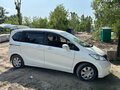 2012 Honda Freed I Рестайлинг, белый, 1095000 рублей - вид 1