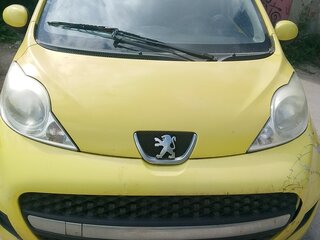 2011 Peugeot 107 I Рестайлинг, жёлтый, 350000 рублей, вид 1