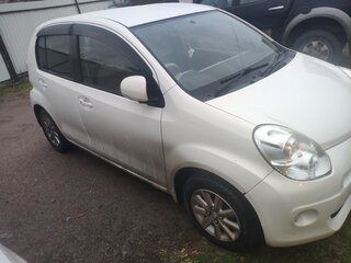 2011 Toyota Passo II (C30), белый, 390000 рублей, вид 2