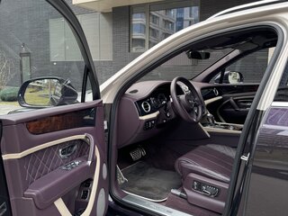 2017 Bentley Bentayga I, фиолетовый, 16500000 рублей, вид 3