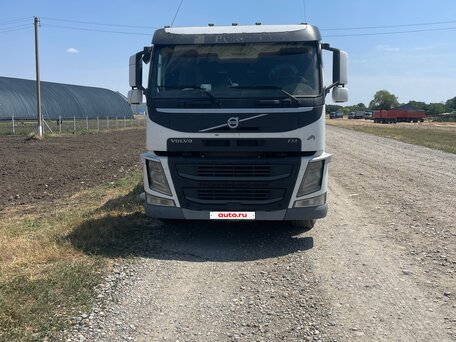 2014 Volvo FM, белый, 7800000 рублей, вид 1