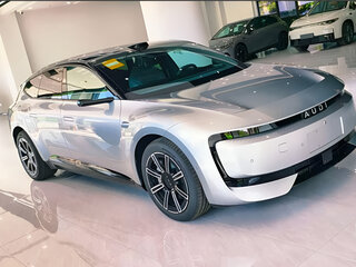 2026 Audi E5 83 kWh, серебристый, 5390000 рублей, вид 2