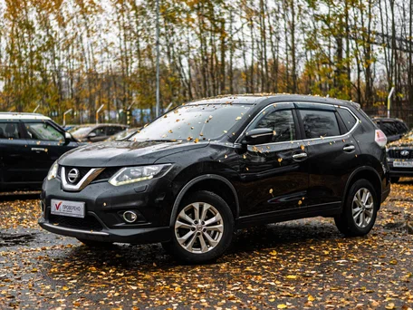 2015 Nissan X-Trail III, чёрный, 1377000 рублей, вид 1