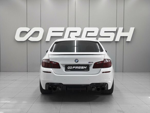2012 BMW M5 V (F10), белый, 3129000 рублей - вид 3