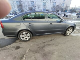 2011 Skoda Octavia II (A5) Рестайлинг, серый, 590000 рублей, вид 5