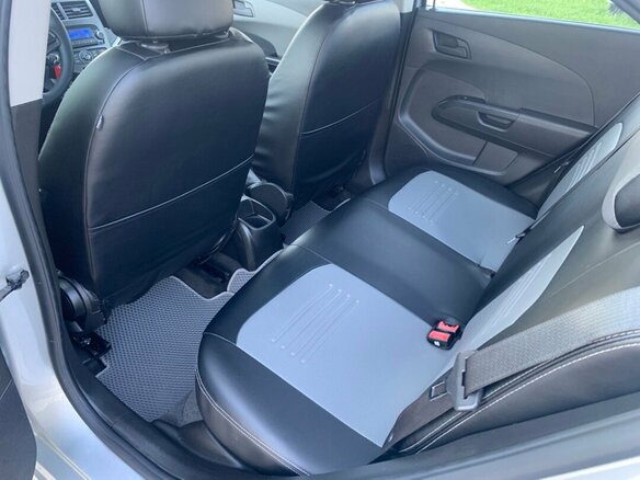 2013 Chevrolet Aveo II, серебристый - вид 12