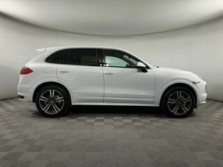2013 Porsche Cayenne S II (958), белый, 2999000 рублей, вид 4