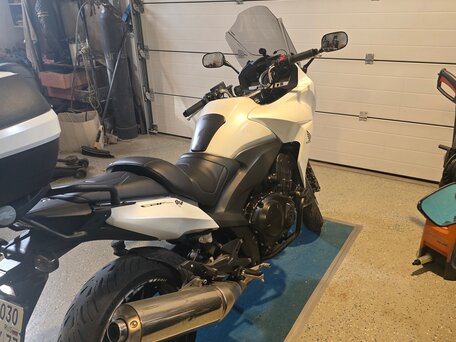 2012 Honda CBF 1000, белый, 700000 рублей, вид 2