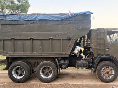 1990 КамАЗ 5511, зелёный, 700000 рублей, вид 4