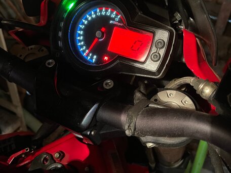 2013 Stels 600 Benelli, красный, 440000 рублей, вид 1