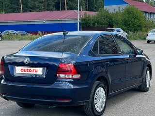 2017 Volkswagen Polo V Рестайлинг, синий, 850000 рублей, вид 5