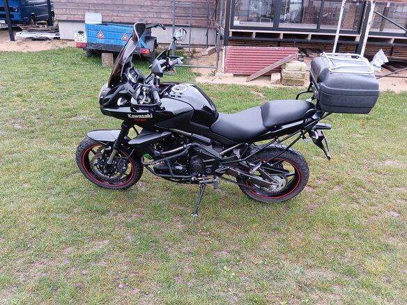2015 Kawasaki Versys 650, чёрный, 544440 рублей