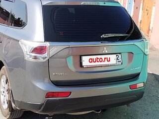 2013 Mitsubishi Outlander III, серый, 1420000 рублей, вид 5