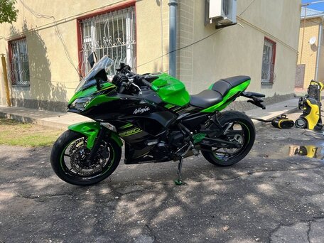 2019 Kawasaki Ninja 650, зелёный, 750000 рублей, вид 2