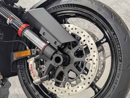 2023 KTM 1390 Super Duke R, чёрный, 2600000 рублей, вид 2