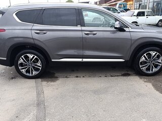 2020 Hyundai Santa Fe IV, серый, 5000000 рублей, вид 3