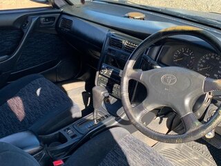 1993 Toyota Caldina I, зелёный, 365000 рублей, вид 5