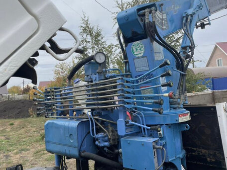 1992 Mazda Titan, белый, 1300000 рублей, вид 1