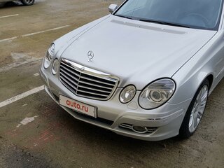 2008 Mercedes-Benz E-Класс 230 III (W211, S211) Рестайлинг, серебристый, 2000000 рублей, вид 2