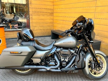 2019 Harley-Davidson Street Glide Special, серый, 2457000 рублей, вид 1
