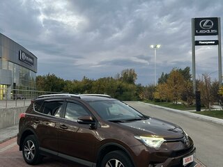 2016 Toyota RAV4 IV (XA40) Рестайлинг, коричневый, 2900000 рублей, вид 1