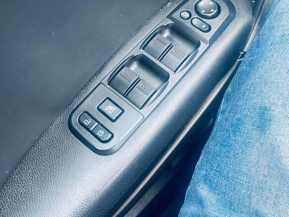 2018 FAW Besturn X80 I Рестайлинг, чёрный, 1150000 рублей - вид 7